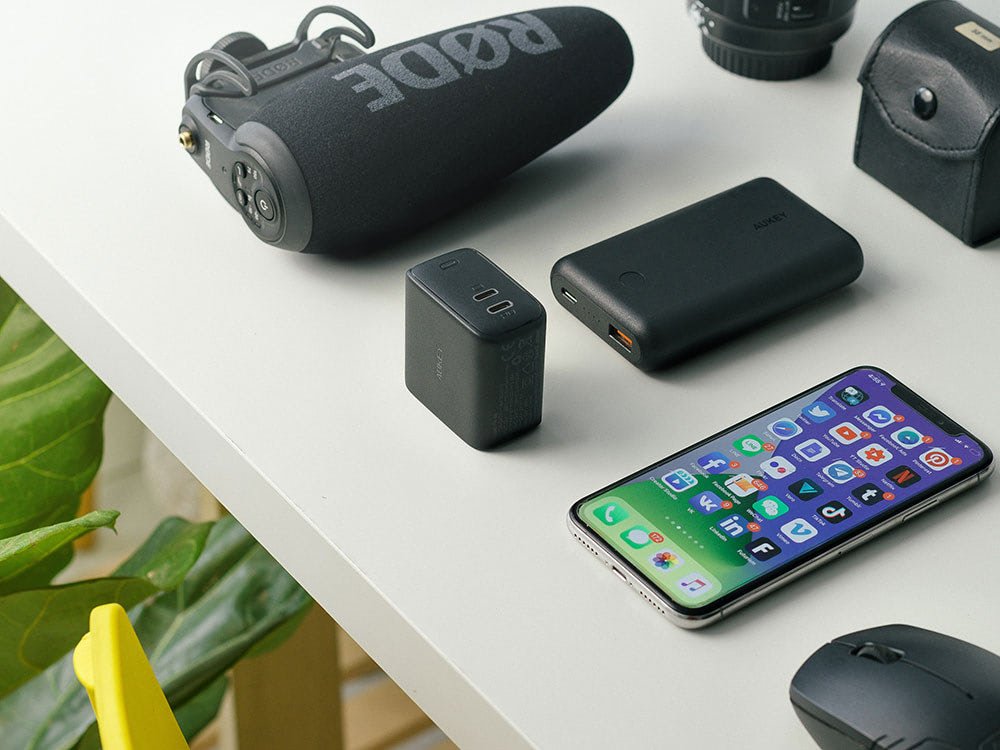 screen post qhnutbbnzoc unsplash